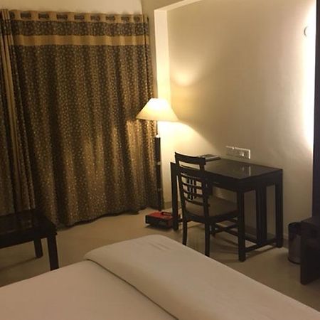 ניימרנה Shiva Oasis Resort מראה חיצוני תמונה