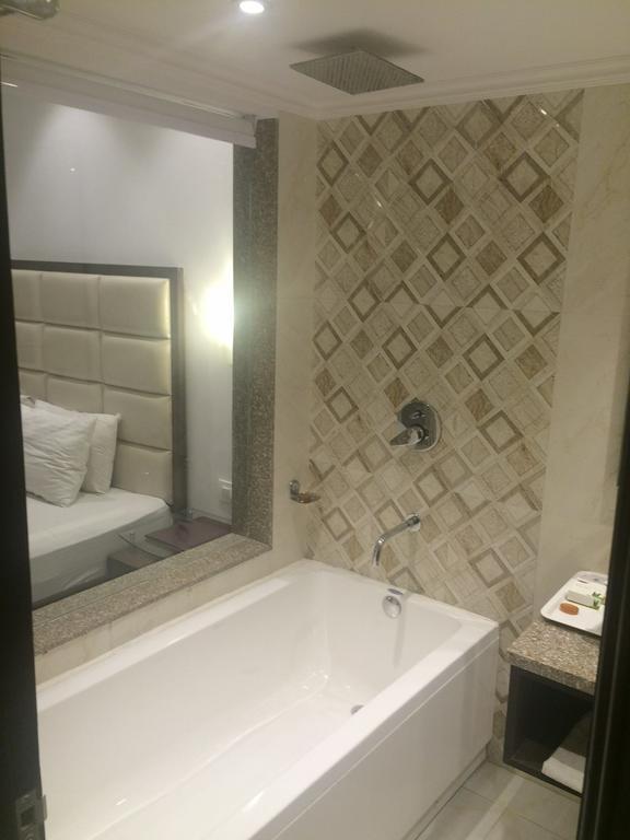 ניימרנה Shiva Oasis Resort מראה חיצוני תמונה